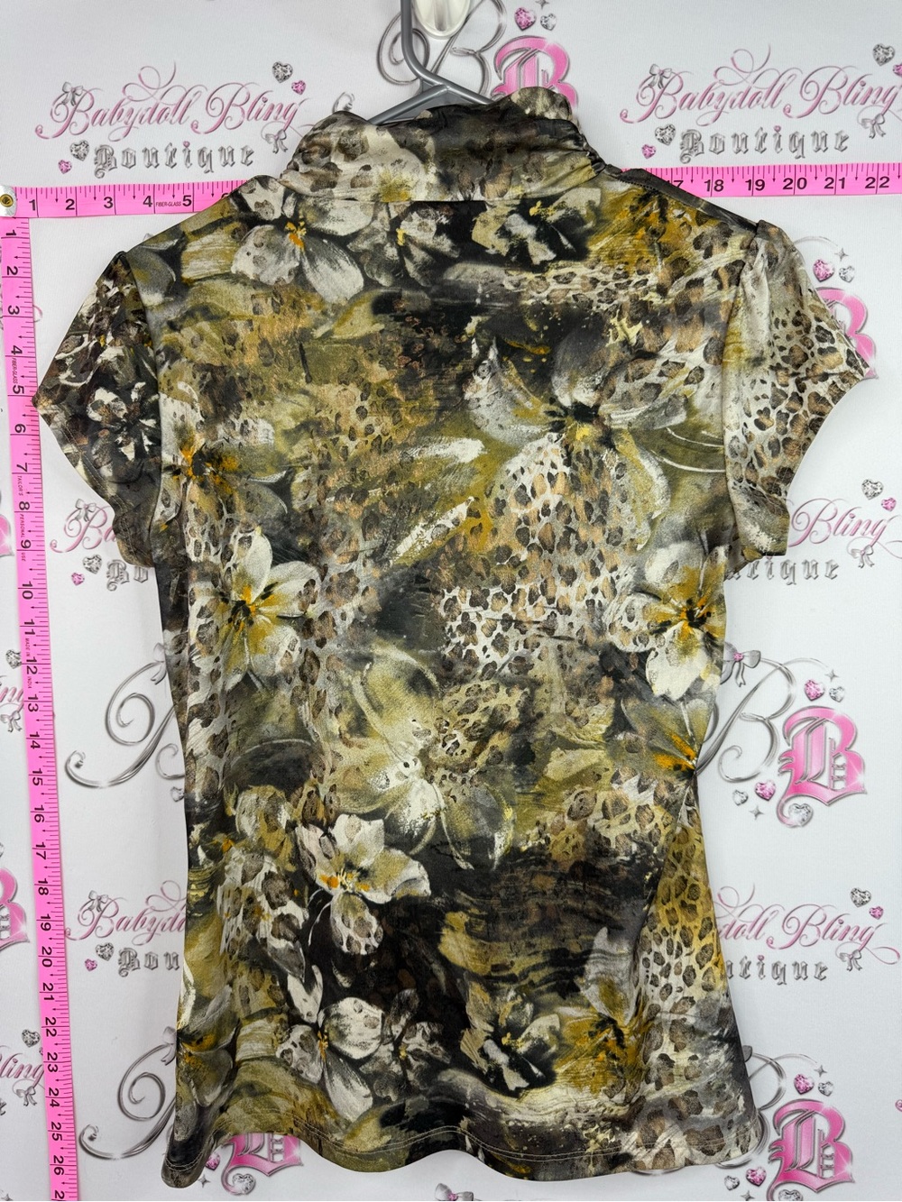 Melanie Lynn T-shirt Animal-Print Short Sleeve Cowl Neck Top - Olive & Black - Picture 2 of 9